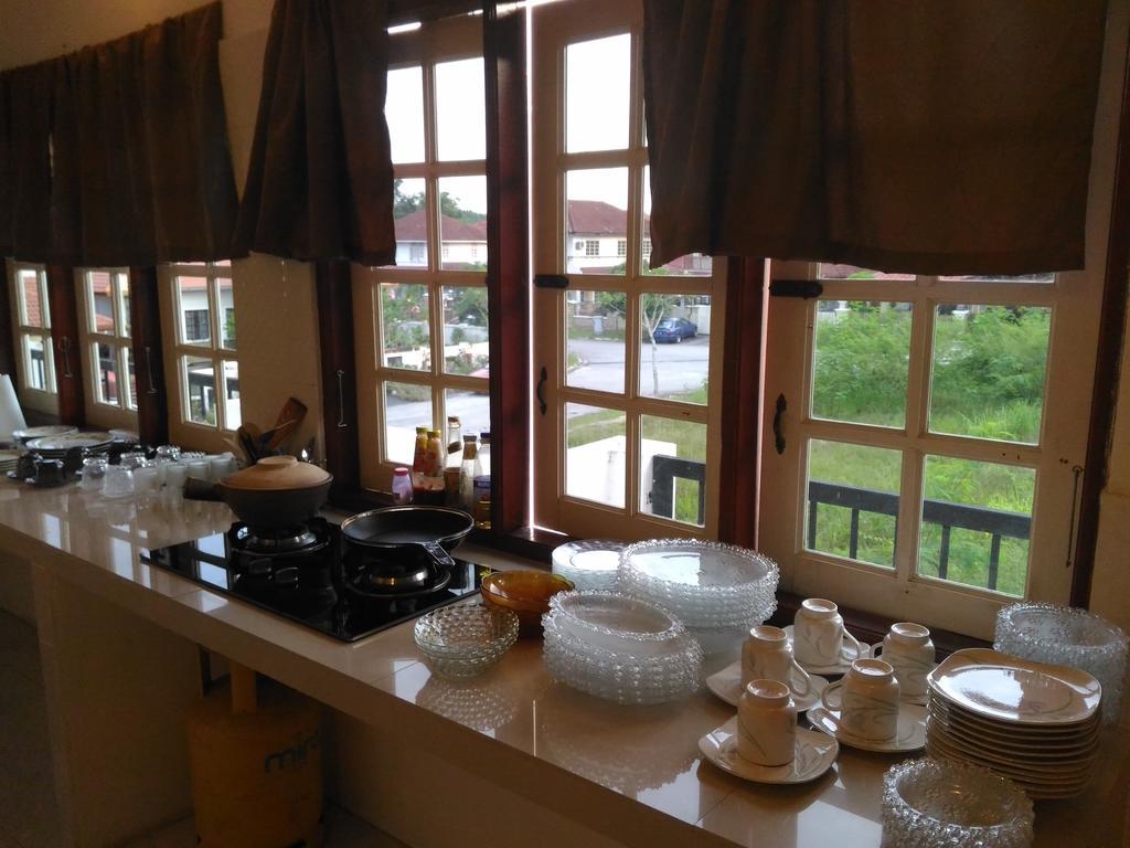 Formula One Bed And Breakfast F1 Sepang Klia Klia2 Kuala Lumpur International Airport Transit Nilai Exterior foto