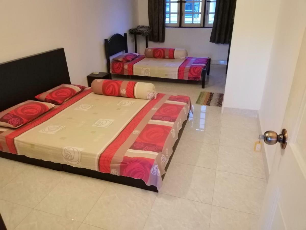 Formula One Bed And Breakfast F1 Sepang Klia Klia2 Kuala Lumpur International Airport Transit Nilai Exterior foto